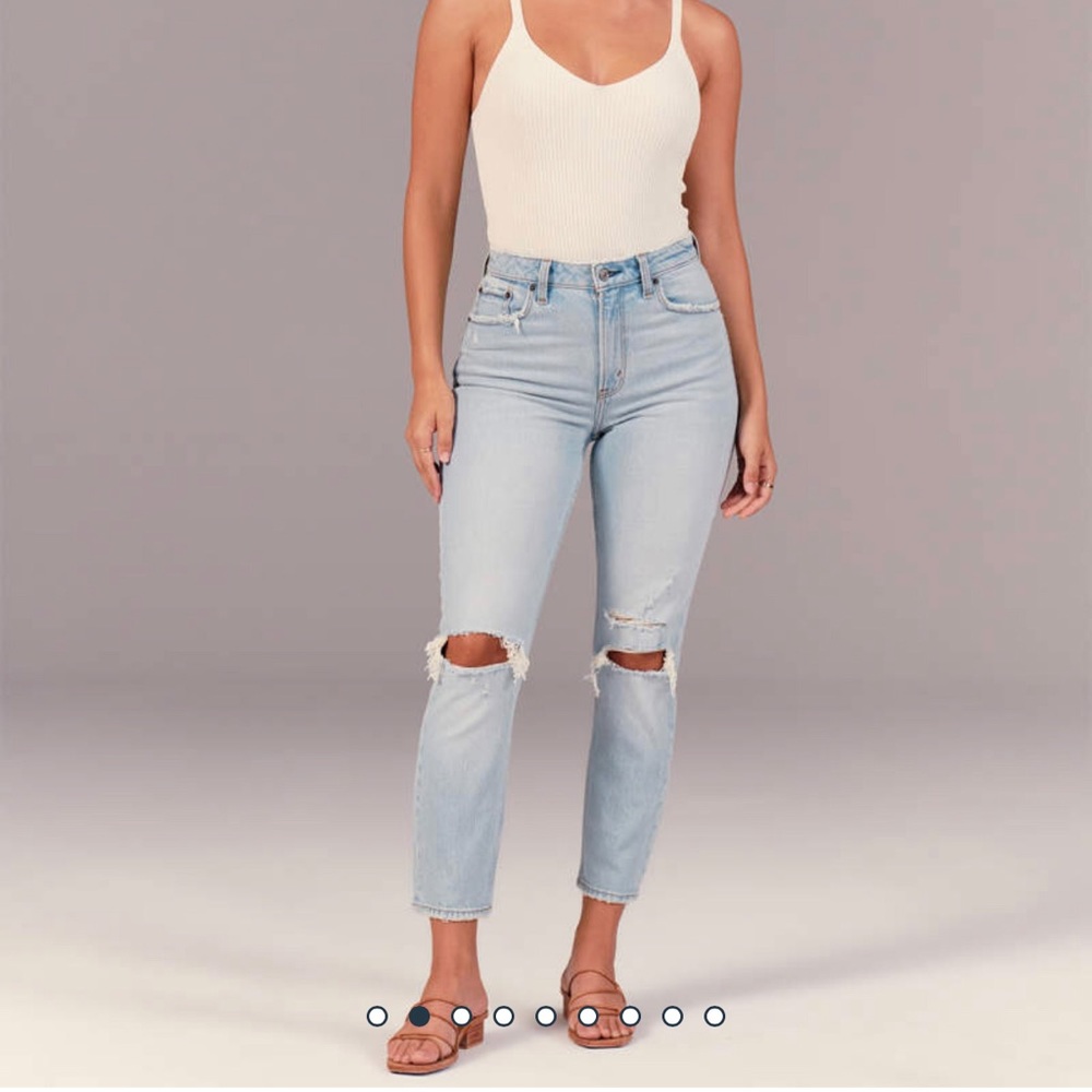 Abercrombie & Fitch Curve Love Mom Jeans